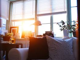 Sonnenschutz im scheibenzwischenraum durch integrierte jalousien. Jalousie Variabler Sonnen Und Sichtschutz Schoner Wohnen