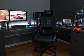 I Just Wanted To Zoom And Play Games At The Same Time In 2020 Gaming Computer Setup Games To Play Computer Setup