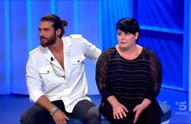 Gli ospiti della prima puntata che andrà in onda il 12 gennaio 2019, il cast e le novità del programma. C E Posta Per Te Can Yaman Mara Venier E Le Storie Della Seconda Puntata Tv Sorrisi E Canzoni