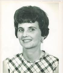 Rita Thompson's Instagram, Twitter & Facebook