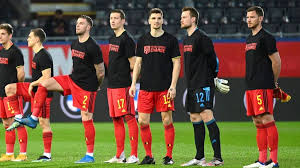 Die deutsche nationalmannschaft ist um drei positionen geklettert und liegt als zwölfter wieder auf tuchfühlung zu. Wm Qualifikation Auch Belgien Macht Auf Menschenrechte Aufmerksam Eurosport