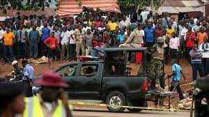 Ipob leader, nnamdi kanu was pictured driving and inspecting. 2 Suv Cars Cash Of 50 000 What Obiano Government And Nnamdi Kanu Told Us Odogwu Media S Blog