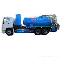 Suzu Giga Combined Sewer Jet Vacuum Truck 350HP -460HP (Clean Water Tank  7.5m3; Sewage Tank 9.3m3 Suction Pipe With Rotary Jib)
