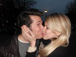 Steven Crowder And Hilary Crowder Dating Gossip News Photos Crowder wuchs auf in greenfield park, quebec. steven crowder and hilary crowder