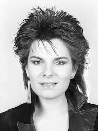 Er gehцrt zu mir (tom novy's passt in jeden club mix). Schlager Ikone Marianne Rosenberg Ist 60 Musik Dw 10 03 2015