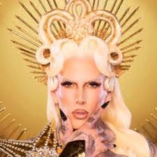 Emily Saechao's Instagram, Twitter & Facebook