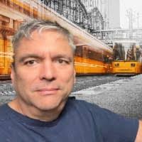 1100+ "Tony Pe" profiles