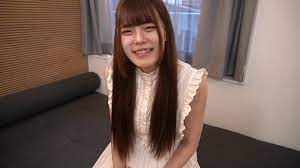 FC2 PPV 1948837 【リアル18才♡】高〇卒業したばかりのリアル18歳♡バレたらホントまずいです