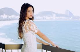 Born bruna reis maia on 4th august, 1995 in duque de caxias, rio de janeiro, brazil, she is famous for. Picture Of Bruna Marquezine Celebs Wedding Dresses Lace Top