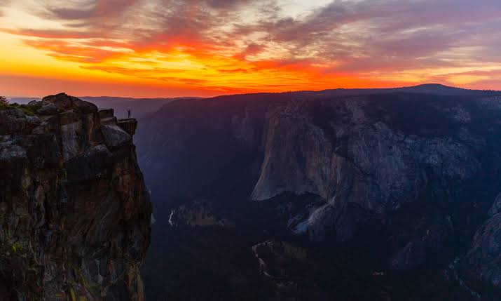 The Best Places to Watch & Photograph the Sunset in Yosemite National Park