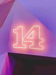 Fourteen is a composite number. Nahaufnahme Fotografie Nummer 14 Kostenloses Stock Foto