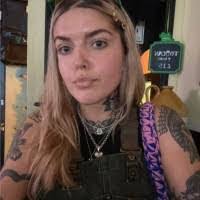 Angel Schooley's Instagram, Twitter & Facebook