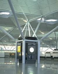 The Roof Of Stansted Airport Is Held Up By 36 Trees Each Of Them Has A Trunk Made Up Of Four 12 Metre High Col Norman Foster Foster Partners Structure Design