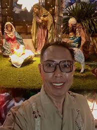 Happy Birthday, @holamitchy_ (Michelle Arce-Garcia)! The lady in red looks  as fab as ever. Photos by Dindo Gutierrez and Vangie!