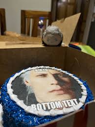 Hoy es mi cumpleaños, me lo he comprado con mi dinero y digo que está bien  gastado. : r/DevilMayCry