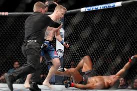 Lee ate a leg kick, wobbled edson barboza via doctor's stoppage (cut) at 2:18 of round 5. Ufc Philadelphia In Tweets Pros React To Justin Gaethje Knocking Out Edson Barboza More Mma Fighting