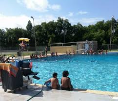 Centrally located, the cac is open the majority of the year (summer excluded) and hosts a variety of programs catering to every age group. City Pool