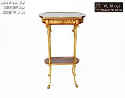 بيت الانتيك نقدم لكم طاوله بيضاوى من الطراز الكلاسيكي الفاخر الموديل فرنسي خشب مع النحاس الصناعة تم تصنيع هذا ال Table Home Decor Side Table