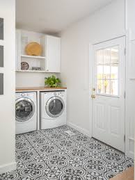 The laundry room presents some challenges, mostly because it is also the guest area. 75 Beautiful Farmhouse Laundry Room Pictures Ideas July 2021 Houzz