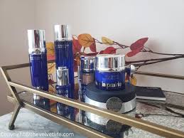 La Prairie Skin Caviar Luxe Eye Lift Cream Review La Prairie Skin Caviar Luxe Cream Essence Of Skin Caviar Eye Complex The Velvet Life Luxury Skincare La Prairie Luxury Beauty