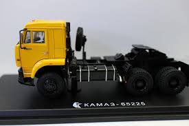 New 1/43 scale handpainted figures and total sale for 1/43 scale. New Star Scale Models 1 43 Scale Kama3 65225 Kamaz Tractor Dieast For Collection Gift Yellow Gunplar World