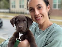 🌟Intern Spotlight🌟 Zoë Blake Hometown- West Chester, PA Undergrad-  Columbia University Medical School- University of Queensland- Ochsner  Clinical School Urologic interests- urologic oncology, endourology Why  UTSW?- UTSW is a world class institution