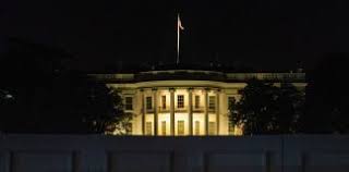 Das objekt besticht durch seine formsprache und ist als skulptur zu verstehen. Weisses Haus Archive Fink Hamburg