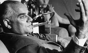 Dacia maraini, insieme a due giornalisti d'eccezione, antonio cianciullo e chiara valentini, ci parlerà della campagna contro il le riflessioni di alberto moravia sull'energia atomica e sull'uso del nucleare sono perfettamente e lucidamente espresse in un volume dal titolo l'inverno nucleare, ma si possono. Oggi 111 Anni Fa Nasceva Alberto Moravia Radio Monte Carlo