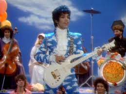 Worn in the video for raspberry beret in 1985, this is prince in his rococo period at the best psychedelic party that you have never been to. View Latest Music Videos In Rock Raspberry Beret Prince Of Pop Prince Costume