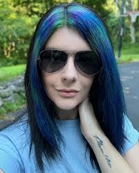 Samira Jacobs's Instagram, Twitter & Facebook