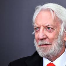 Phoebe feels neglected when joey falls for her twin sister. The Hunger Games Prequel Centers On The Villain A Young President Snow Vox