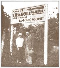 Pin Di Dutch East Indies