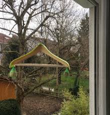 Kleiderbugel Vogelhaus Bauanleitung Zum Selberbauen 1 2 Do Com Deine Heimwerker Community Vogelhaus Kleiderbugel Vogelfutterhaus Selber Bauen