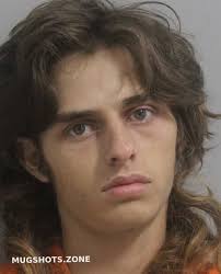 COLE DONOVAN WAYNE 03/25/2022