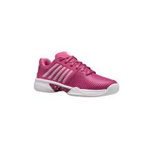 Hallenschuhe sind spezielle schuhe für den tennis & racketsport, die vor allem in tennishallen daher haben hallenschuhe für tennisspieler eine glatte sohle, die das gleiten auf diesen böden. Tennis Hallenschuhe Teppichboden Decathlon