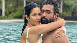 Katrina Kaif-Vicky Kaushal enjoy pool day, actress drops steamy photo on  Instagram