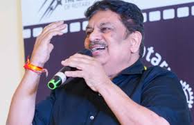 15 The Flying Carpet (Issue 11) Colour.cdr