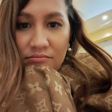 My beautiful coach Lorie Rose is getting married!!! Pa-Help daw sa hashtag  guys! 😉