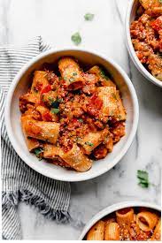 Spicy Italian Sausage And Peppers Pasta Recipe Plays Well With Butter Recipe Easy Pasta Recipes Stuffed Peppers Pasta Recipes