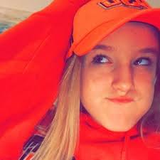 Emily Bence (@EmilyBence_)