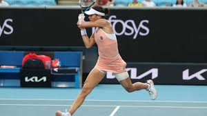 Ugo humbert's mom is back in the stands, which means the talented frenchman is winning again. Australian Open 2021 Nick Kyrgios Bernard Tomic Day 3 Aussie Wrap
