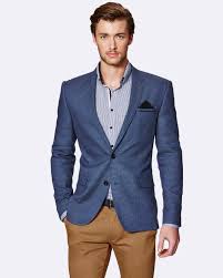 Así evitarás que tus tacones se vayan clavando por la como decíamos, en las bodas de verano todo tiene que ser más relajado y los complementos no iban a ser menos. Como Vestirse Para Una Boda De Dia Y De Noche Fashiop