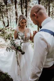 In der vergangenen woche gab es noch einige hochzeiten, aber nur die paare und ein standesbeamte waren dabei. Elopement Am Eibsee Ganz Intim Nur Zu Zweit Heiraten
