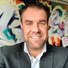 Daniel Hotz's Instagram, Twitter & Facebook