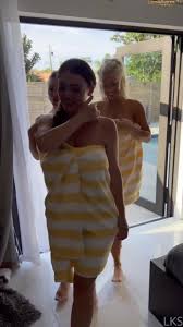 Lks threesome shower video