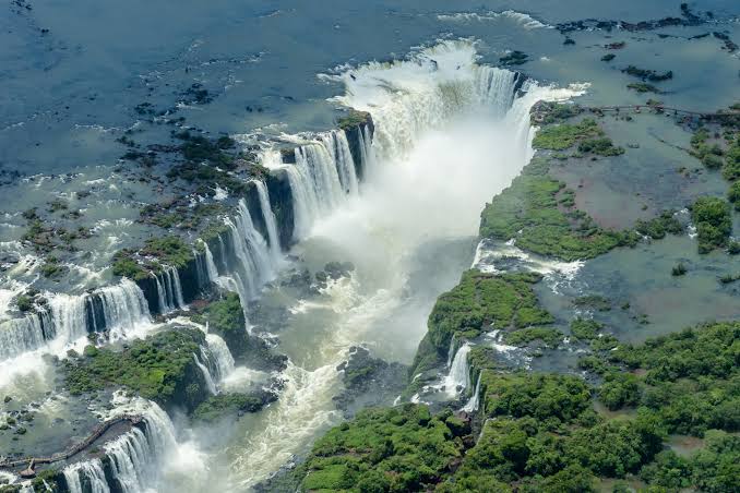 Mga resulta ng larawan para sa Iguazu Falls Argentina"