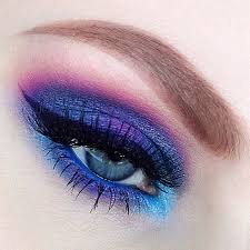 Latest Women S Fashions Online Secure Online Shop Blue Makeup Pink Eye Makeup Artistry Makeup