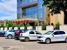 Ora estimată pentru judecarea fiecarui dosar este afişată pe portal fie la secţiunea: Primarul Din Ciorani Marin Voicu Pus In Libertate AlÄturi De Toate Persoanele ReÈinute In Dosarul De FraudÄ ElectoralÄ Observatorul Prahovean