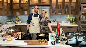 Testing out a hot new food trend with 32 Bar and Grill - New Day NW