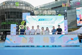 雙子塔下，跑起來吧！2024龍崗購物季正式啟幕！-香港商报